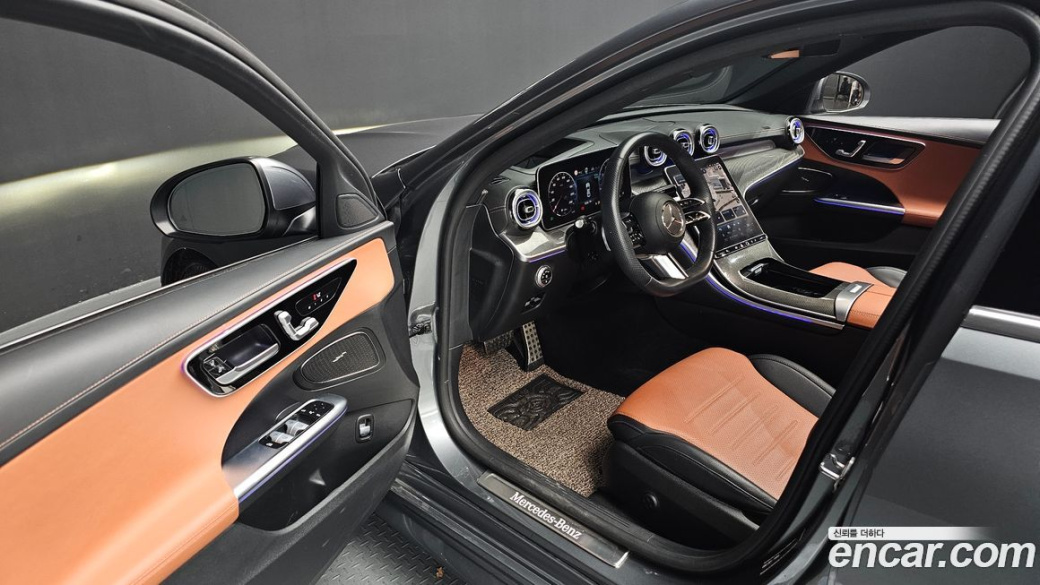 Mercedes-Benz C-Class C300 4MATIC AMG Line, 2023
