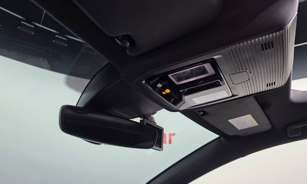 Volkswagen Golf 2.0 GTI, 2024