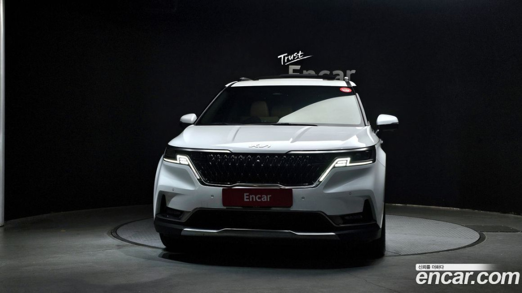 Kia Carnival 7-Seater Signature, 2023