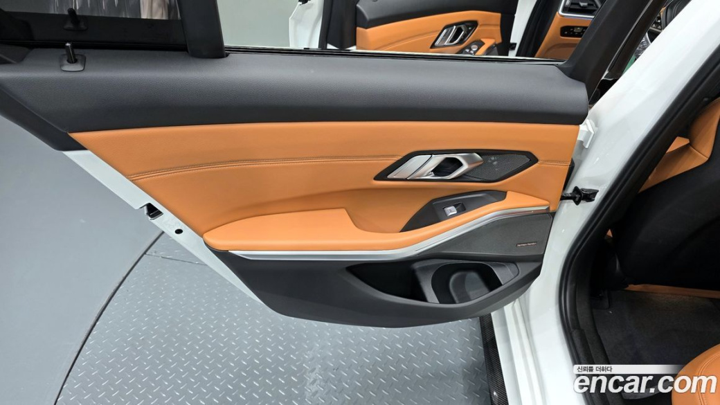 BMW 3-Series M340i, 2023