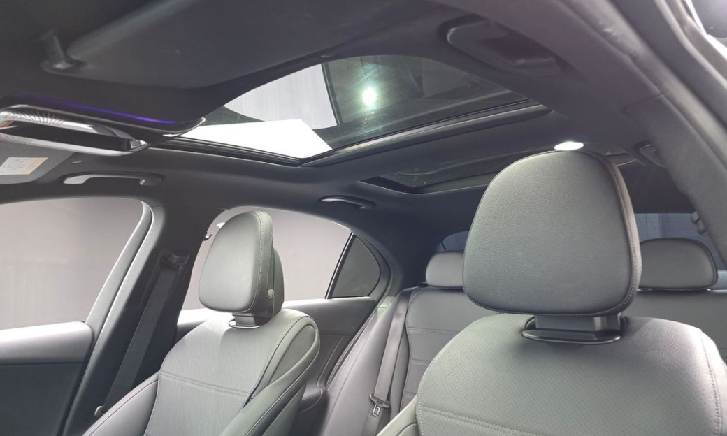 Mercedes-Benz C-Class C300 4MATIC Avantgarde, 2024