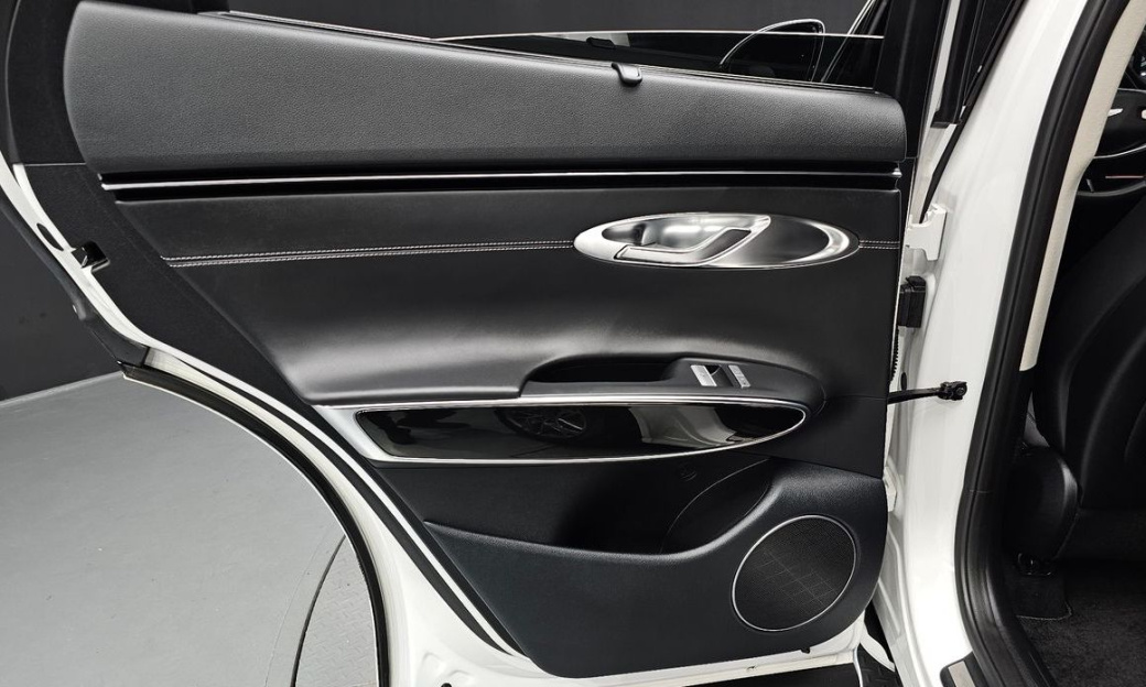 Genesis GV70 2.5T Gasoline 2WD, 2023