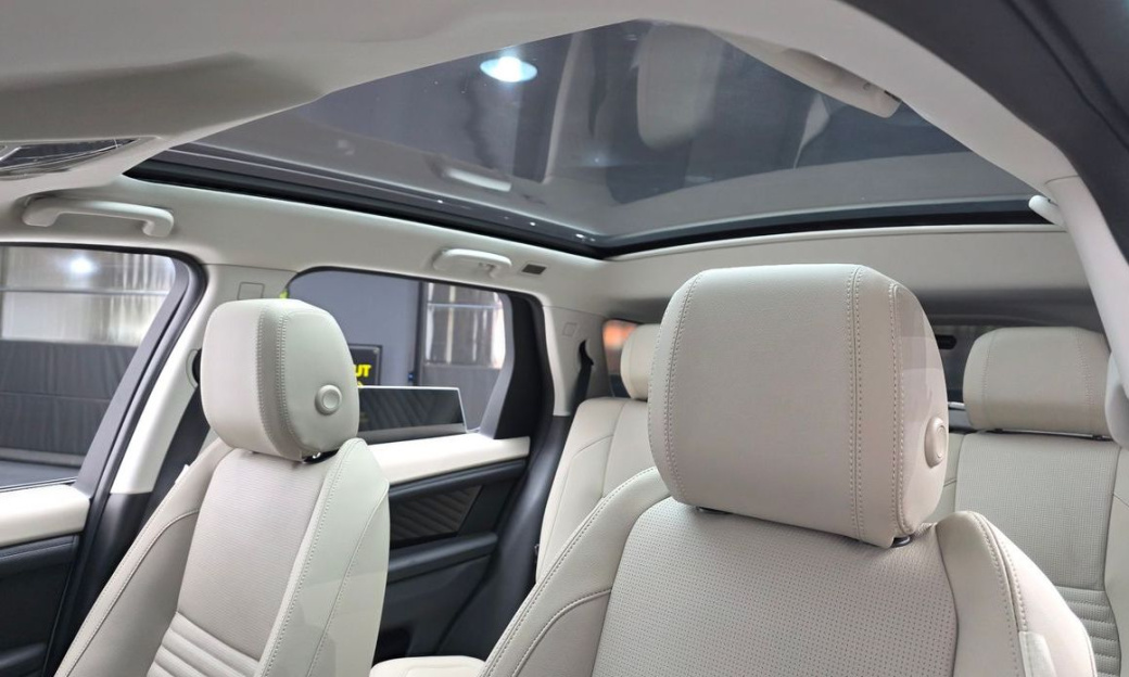 Land Rover Discovery Sport P250 S, 2025