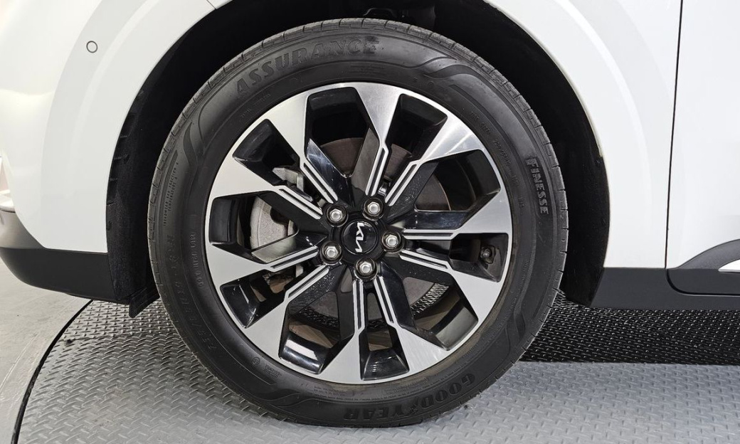 Kia Carnival 9-Seater Noblesse, 2023