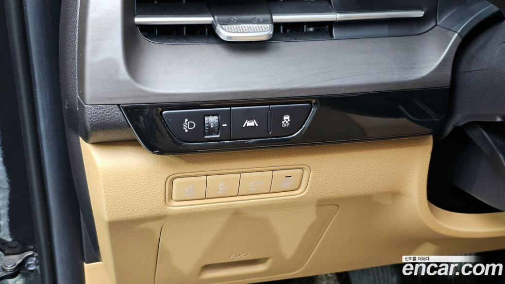 Kia Carnival 7-Seater Signature, 2022
