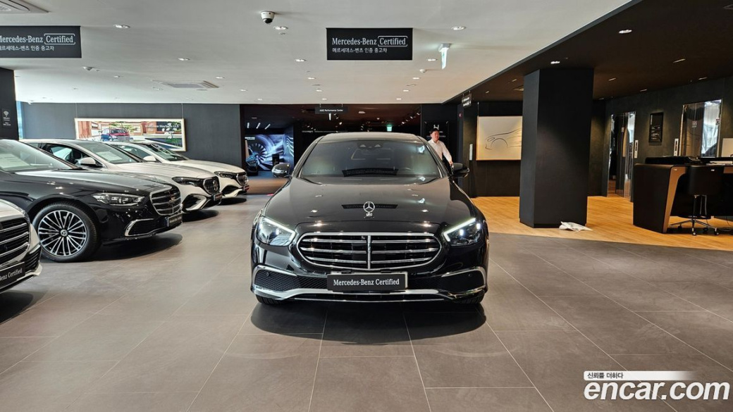 Mercedes-Benz E-Class E450 4MATIC Exclusive, 2023