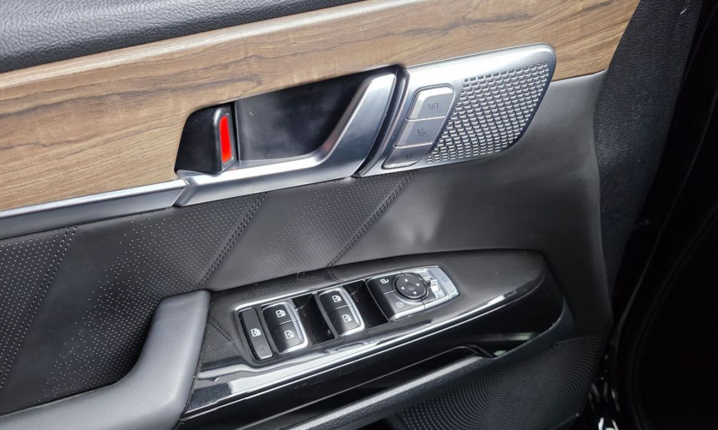 Kia Mohave Diesel 3.0 4WD 6-Seater, 2022