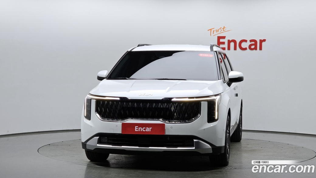 Kia Carnival 9-Seater Prestige, 2024