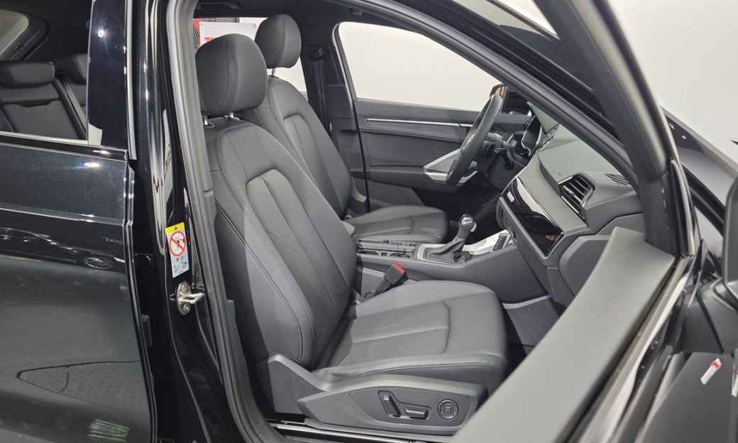 Audi Q3 40 TFSI Quattro Premium, 2025