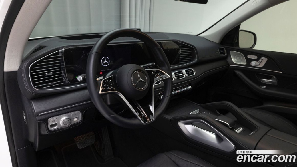 Mercedes-Benz GLE-Class GLE450 4MATIC, 2025