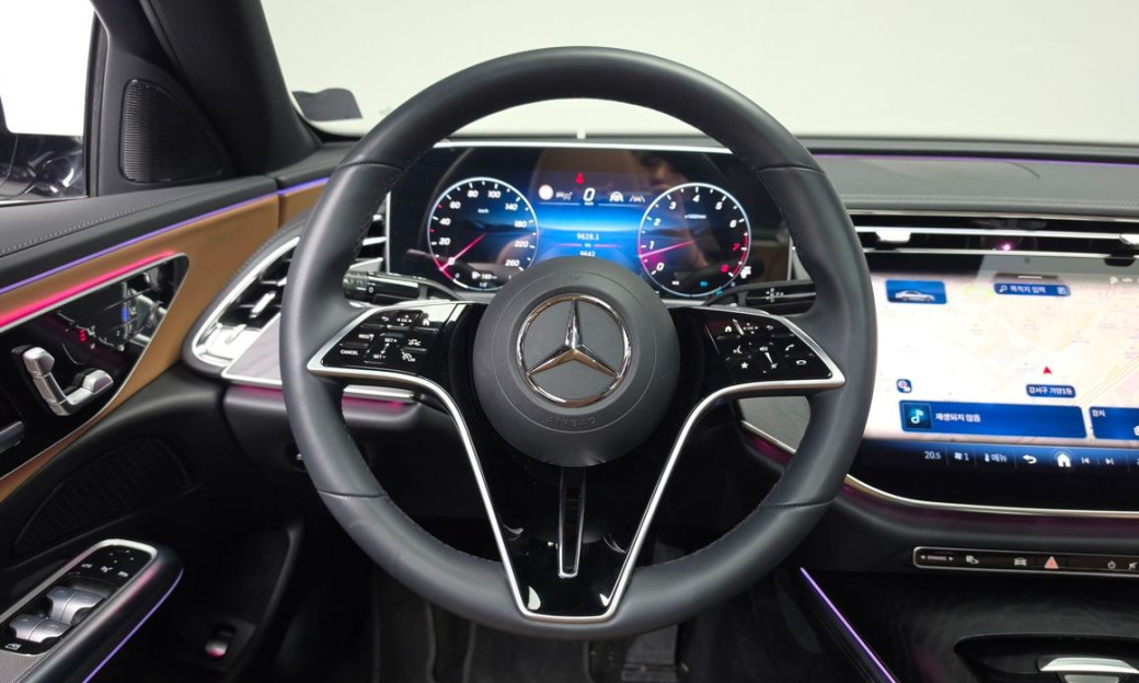 Mercedes-Benz E-Class E200 Avantgarde, 2024