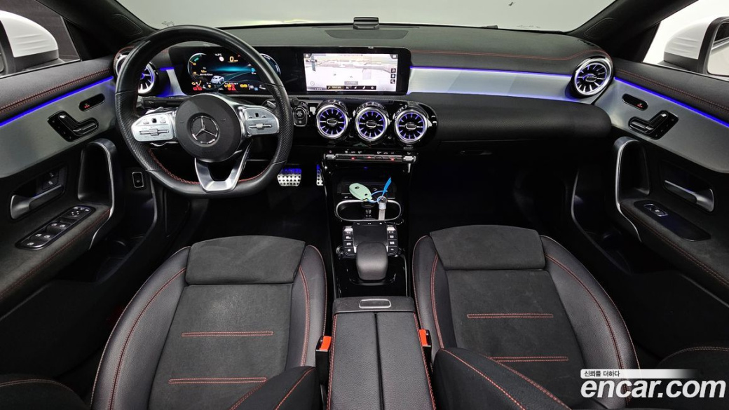 Mercedes-Benz CLA-Class CLA250 4MATIC, 2023