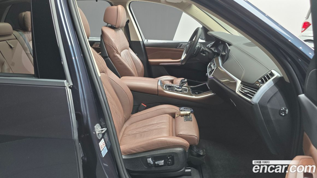 BMW X5 xDrive 40i xLine, 2022