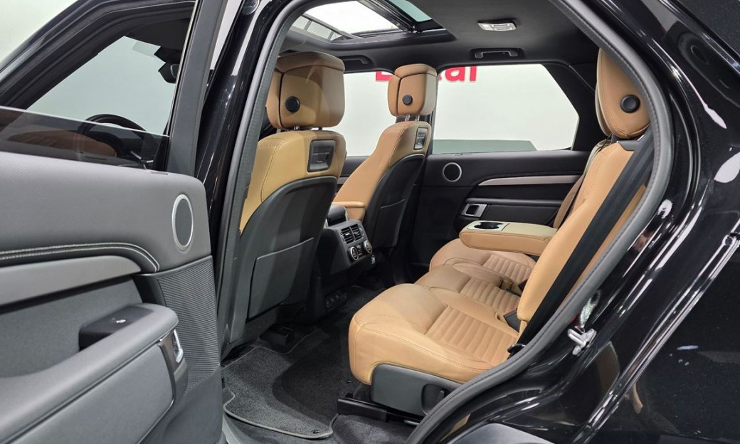 Land Rover Discovery D300 R-Dynamic HSE, 2023