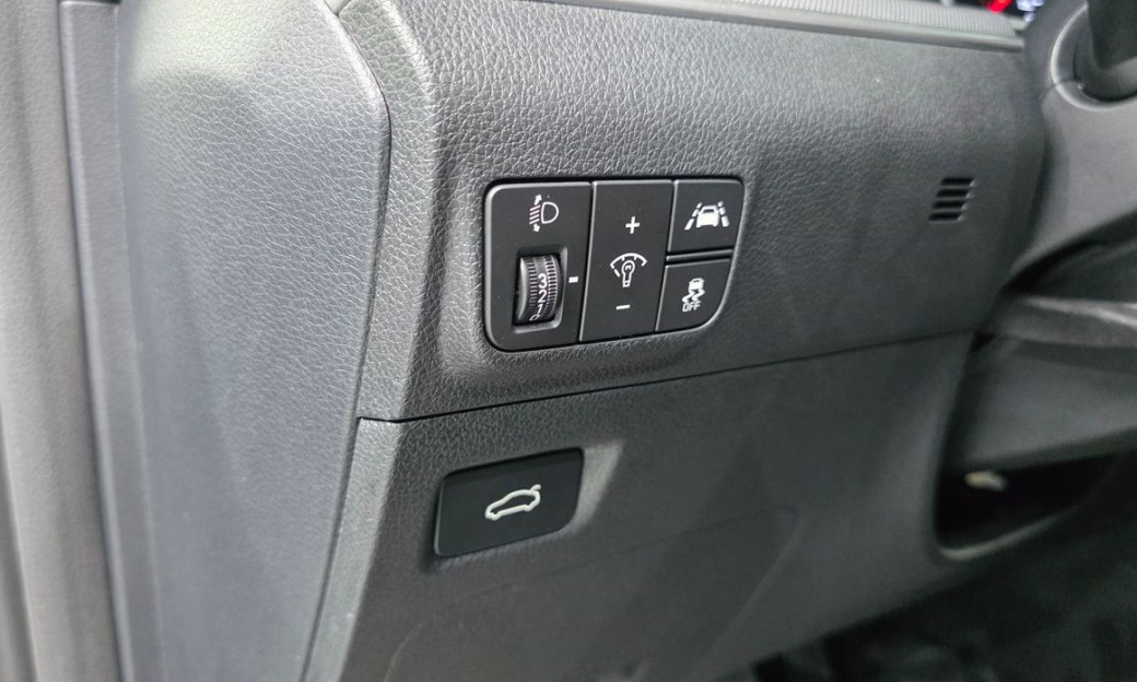 Kia K5 2.0, 2023