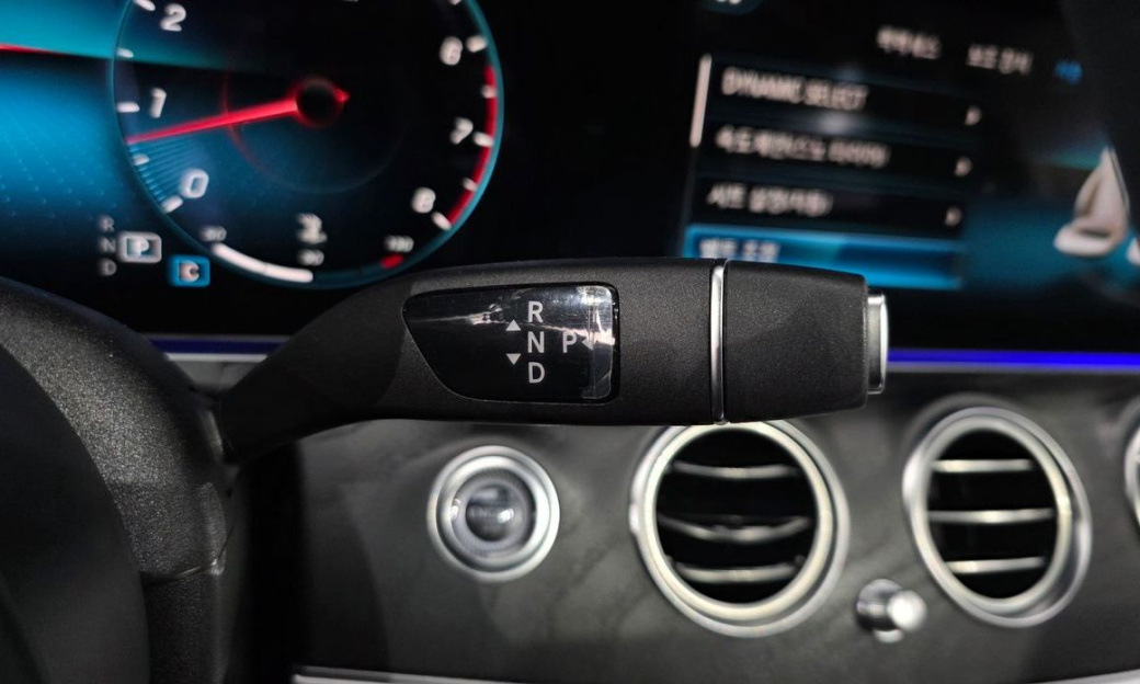 Mercedes-Benz E-Class E250 Avantgarde, 2023