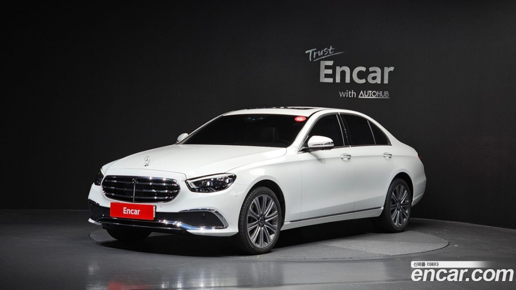 Mercedes-Benz E-Class E350 4MATIC Exclusive, 2023