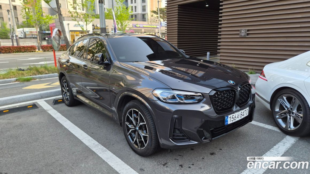 BMW X4 xDrive20i M Sports Pro, 2023