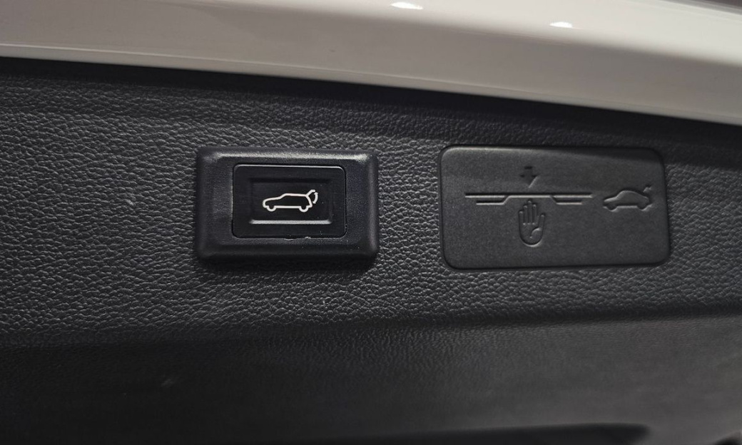 Volkswagen Golf 2.0 GTI, 2024