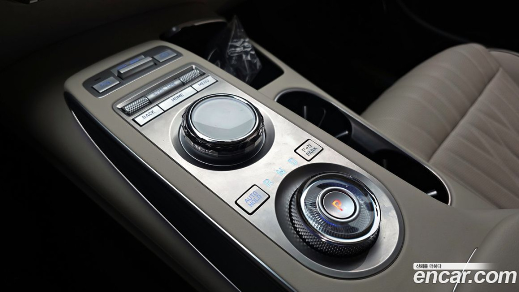 Genesis GV70 2.5T Gasoline 2WD, 2024