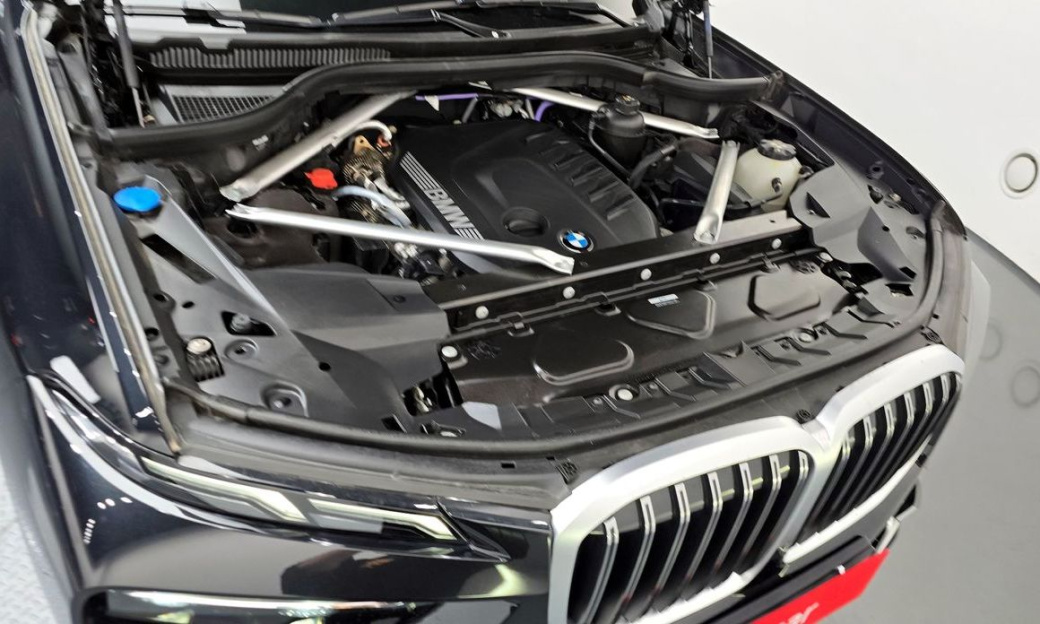 BMW X7 xDrive 40d Design Pure Excellence 7-Seater, 2025