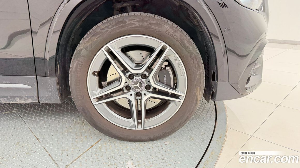 Mercedes-Benz GLA-Class GLA250 4MATIC, 2025