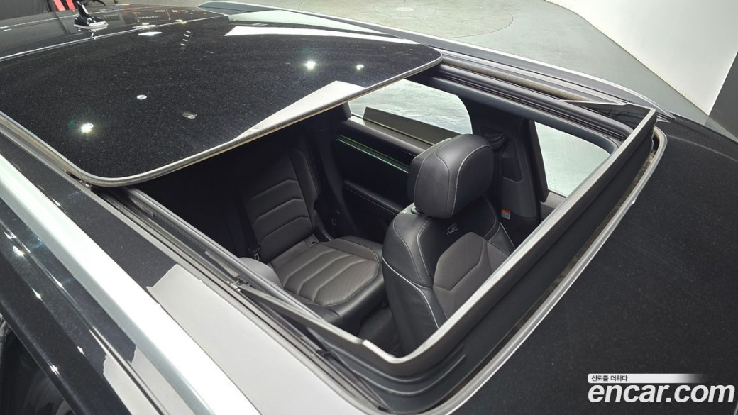 Volkswagen Touareg 3.0 TDI R-Line, 2023