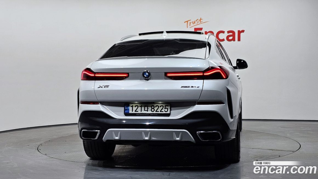 BMW X6 xDrive30d M Sport, 2022