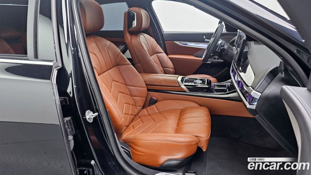 BMW 7-Series 740d xDrive M Sport, 2025