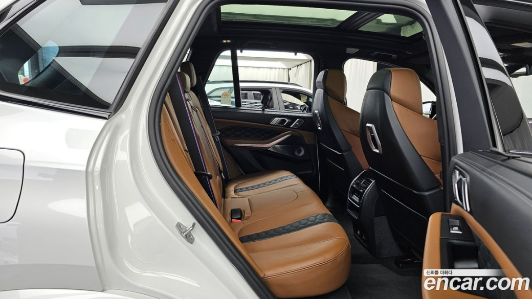 BMW X5M 4.4 Competition, 2024