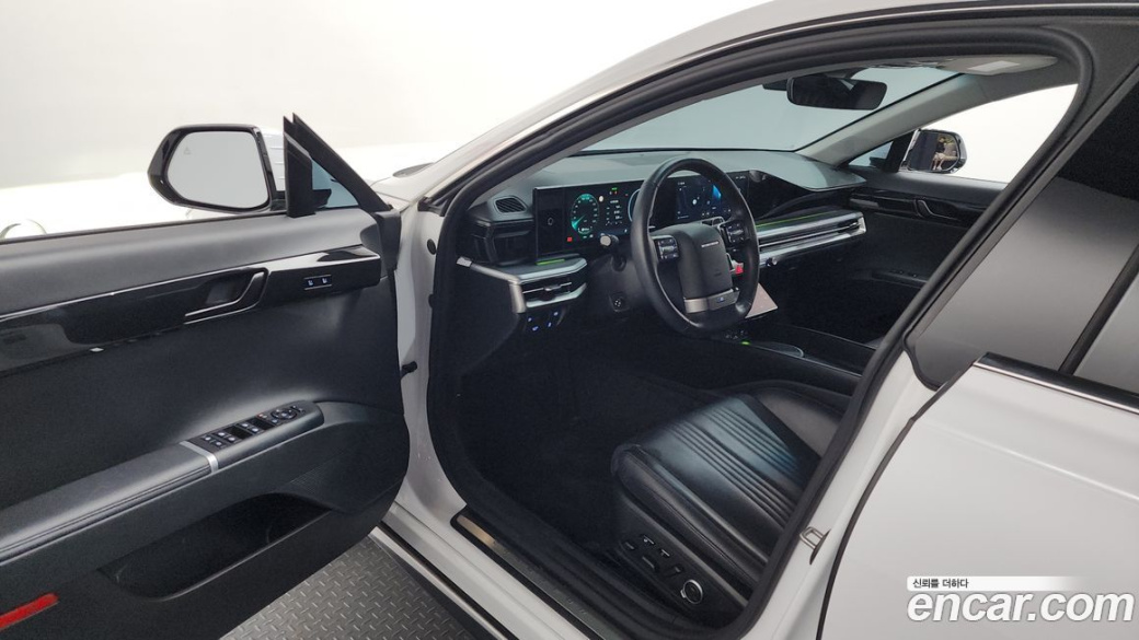 Hyundai Grandeur 2,5 Gasoline 2WD, 2023