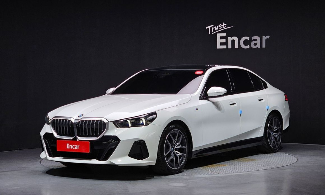 BMW 5-Series 520i M Sport, 2024