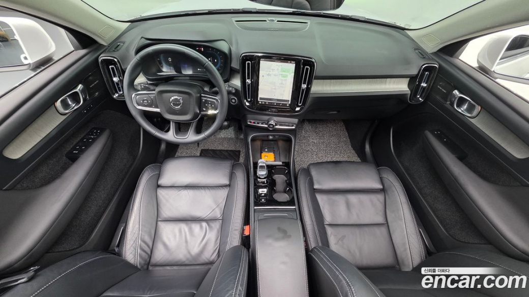 Volvo XC40 B4 Ultimate Bright, 2023