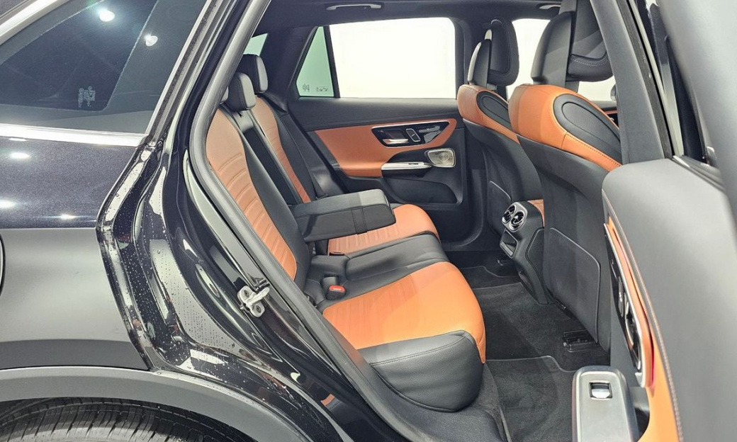 Mercedes-Benz GLC-Class GLC300 4MATIC AMG Line, 2024