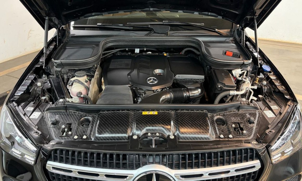 Mercedes-Benz GLE-Class GLE300d 4MATIC, 2025