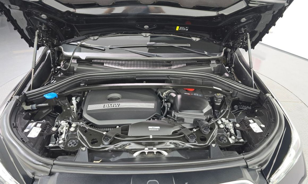 BMW X1 xDrive 20i M Sport, 2024