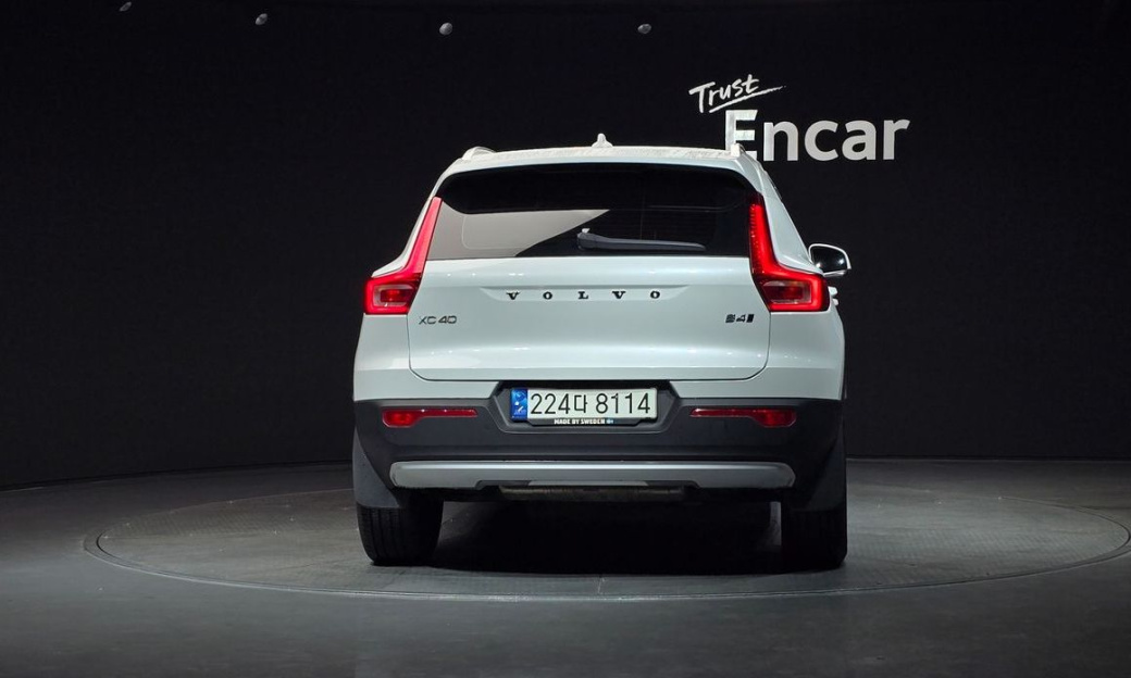 Volvo XC40 B4 Inscription, 2022