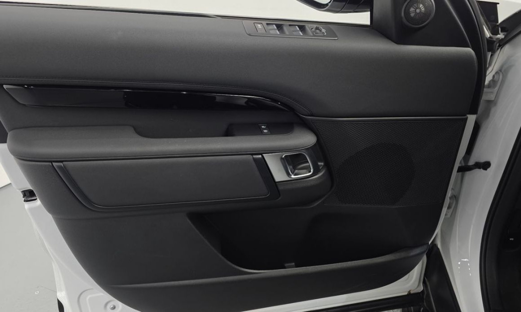 Land Rover Discovery D250 S, 2024
