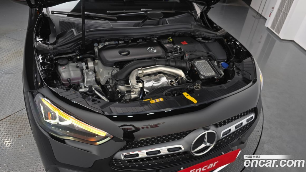 Mercedes-Benz GLA-Class GLA250 4MATIC, 2026