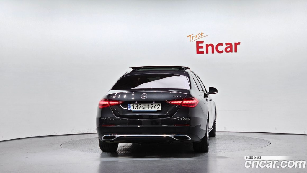 Mercedes-Benz C-Class C300 4MATIC Avantgarde, 2024