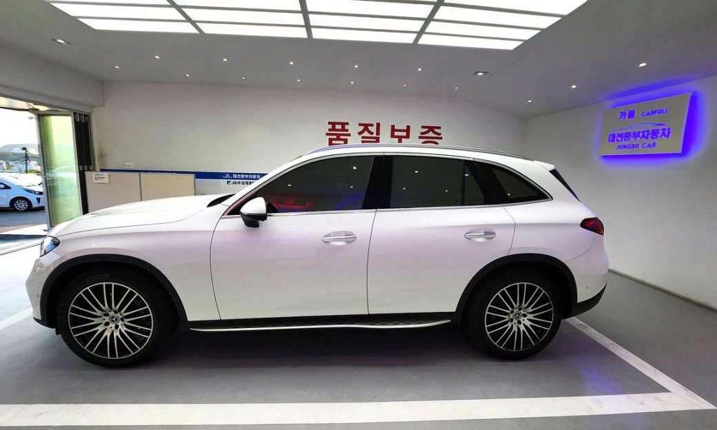Mercedes-Benz GLC-Class GLC220 d 4MATIC, 2023