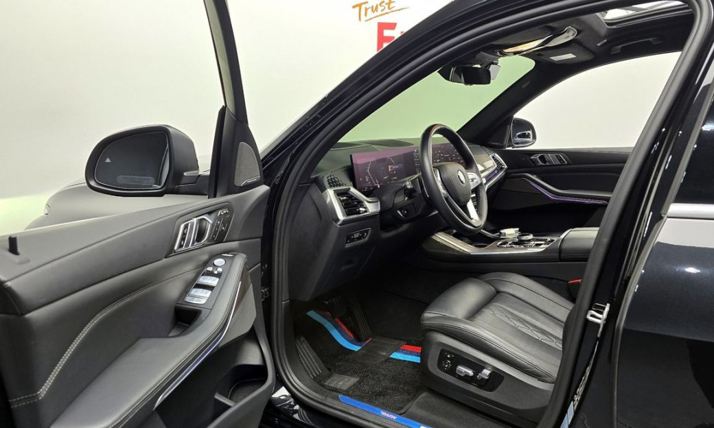 BMW X7 xDrive 40d Design Pure Excellence 7-Seater, 2023