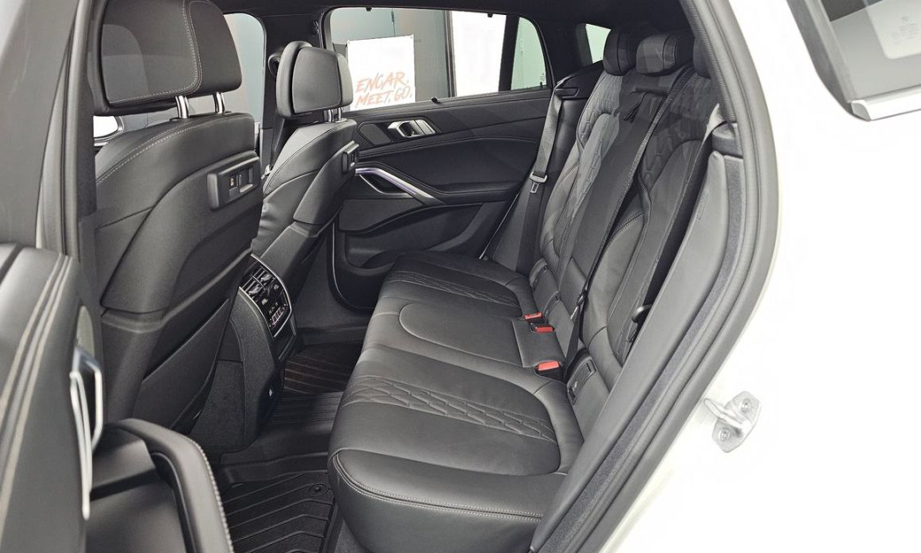 BMW X6 xDrive40i M Sport, 2023