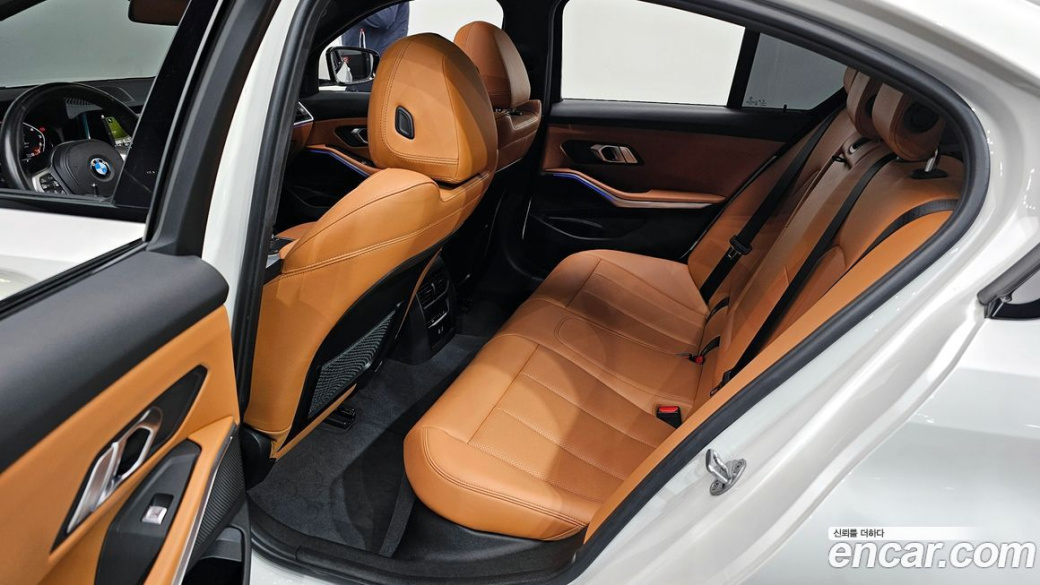 BMW 3-Series 320i M Sport, 2022