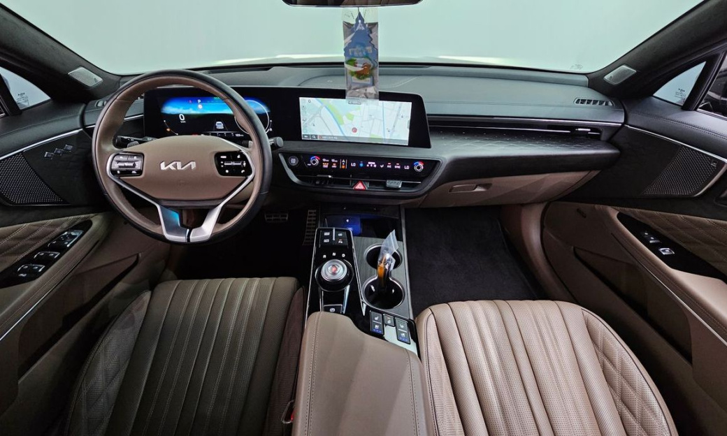 Kia K8 2.5 Gasoline 2WD, 2024