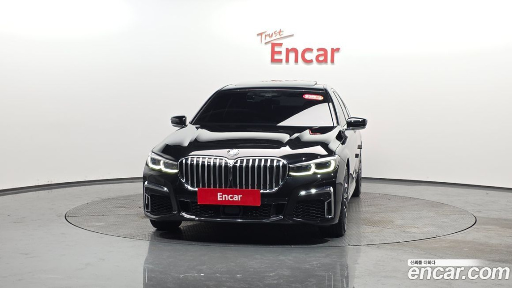 BMW 7-Series 740i M Sport, 2022