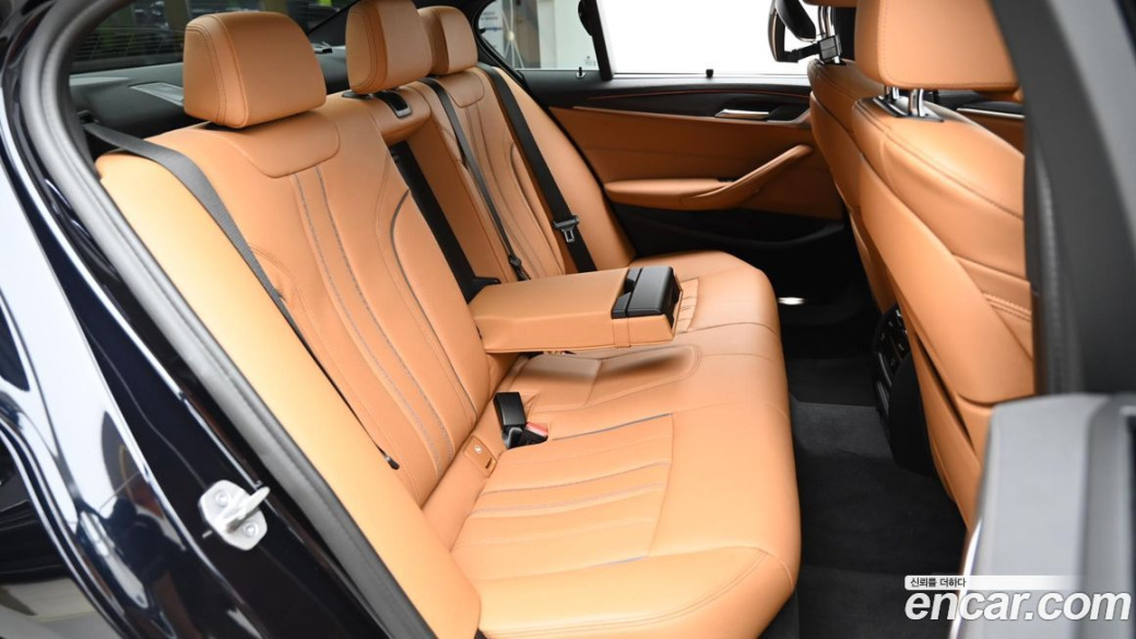 BMW 5-Series 520i M Sport, 2022