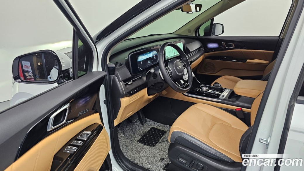 Kia Carnival 9-Seater Signature, 2023