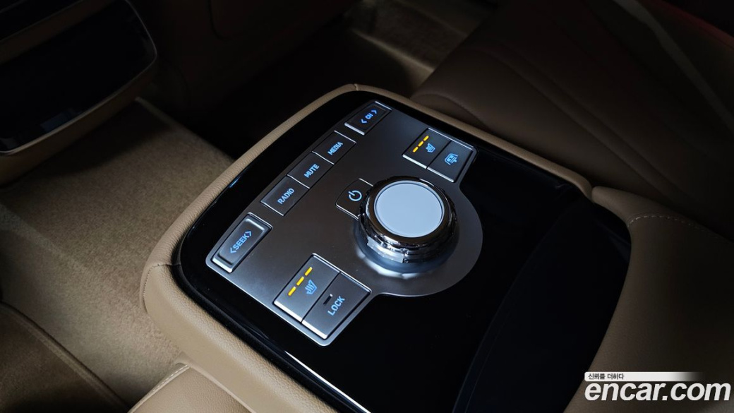 Genesis G80 Gasoline 2.5 Turbo 2WD, 2025