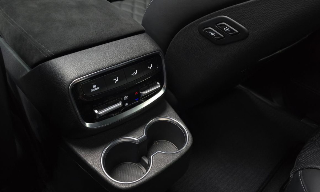 Kia Mohave Diesel 3.0 4WD 6-Seater, 2024